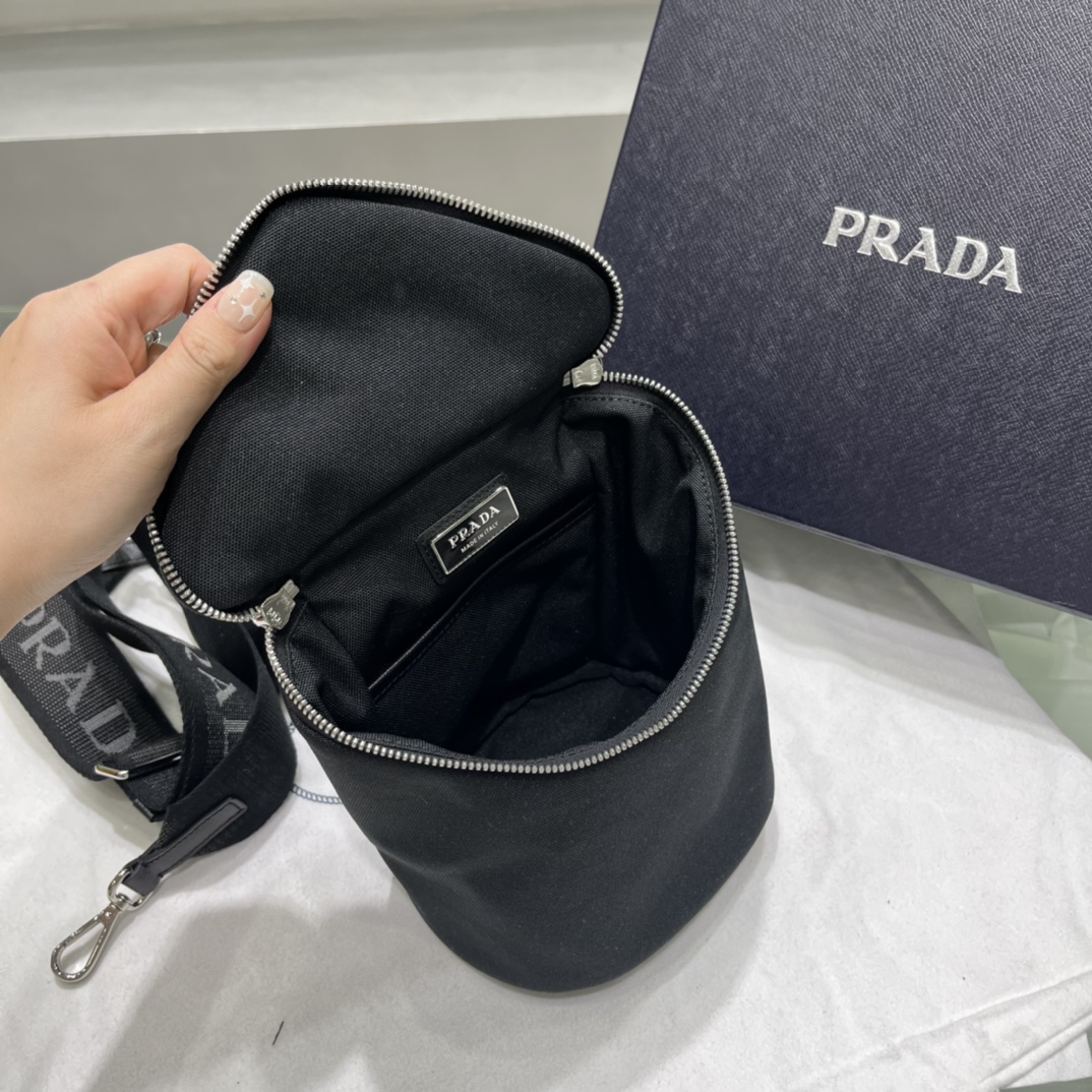 Prada Re-Nylon And Leather Shoulder Bag - EUR FASHION