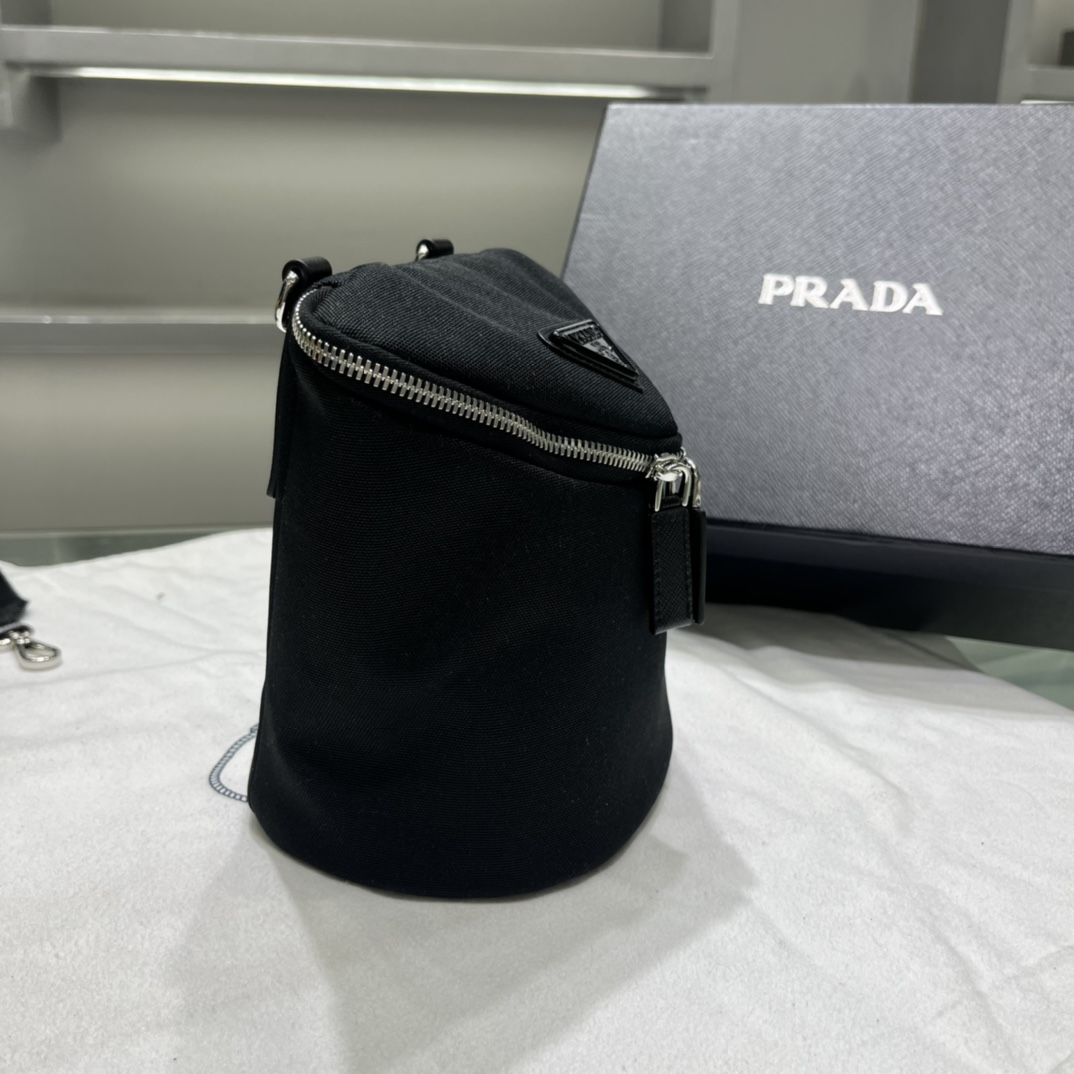 Prada Re-Nylon And Leather Shoulder Bag - EUR FASHION