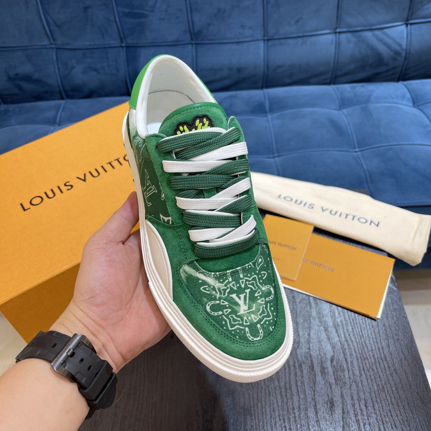 Louis Vuitton LV Ollie Sneaker      - EUR FASHION