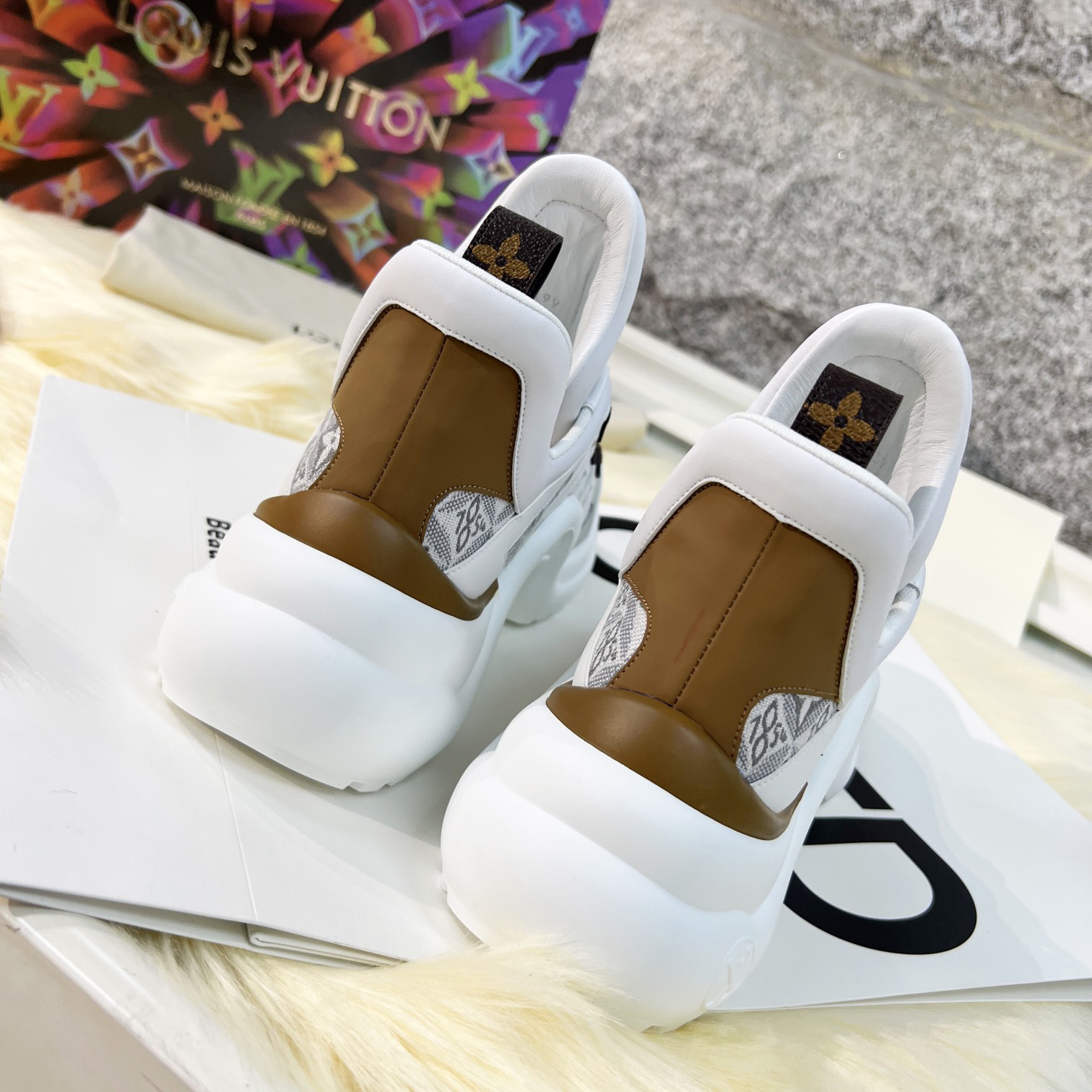 Louis Vuitton LV Archlight Sneaker   1AAIX3 - EUR FASHION