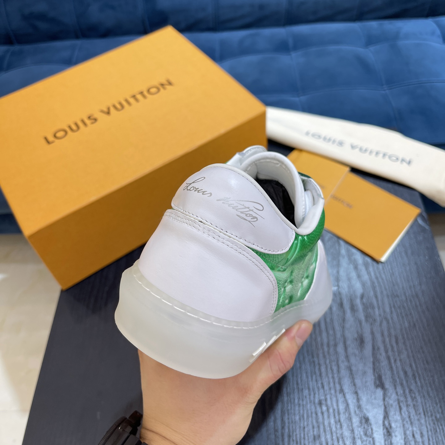 Louis Vuitton LV Ollie Sneaker        - EUR FASHION