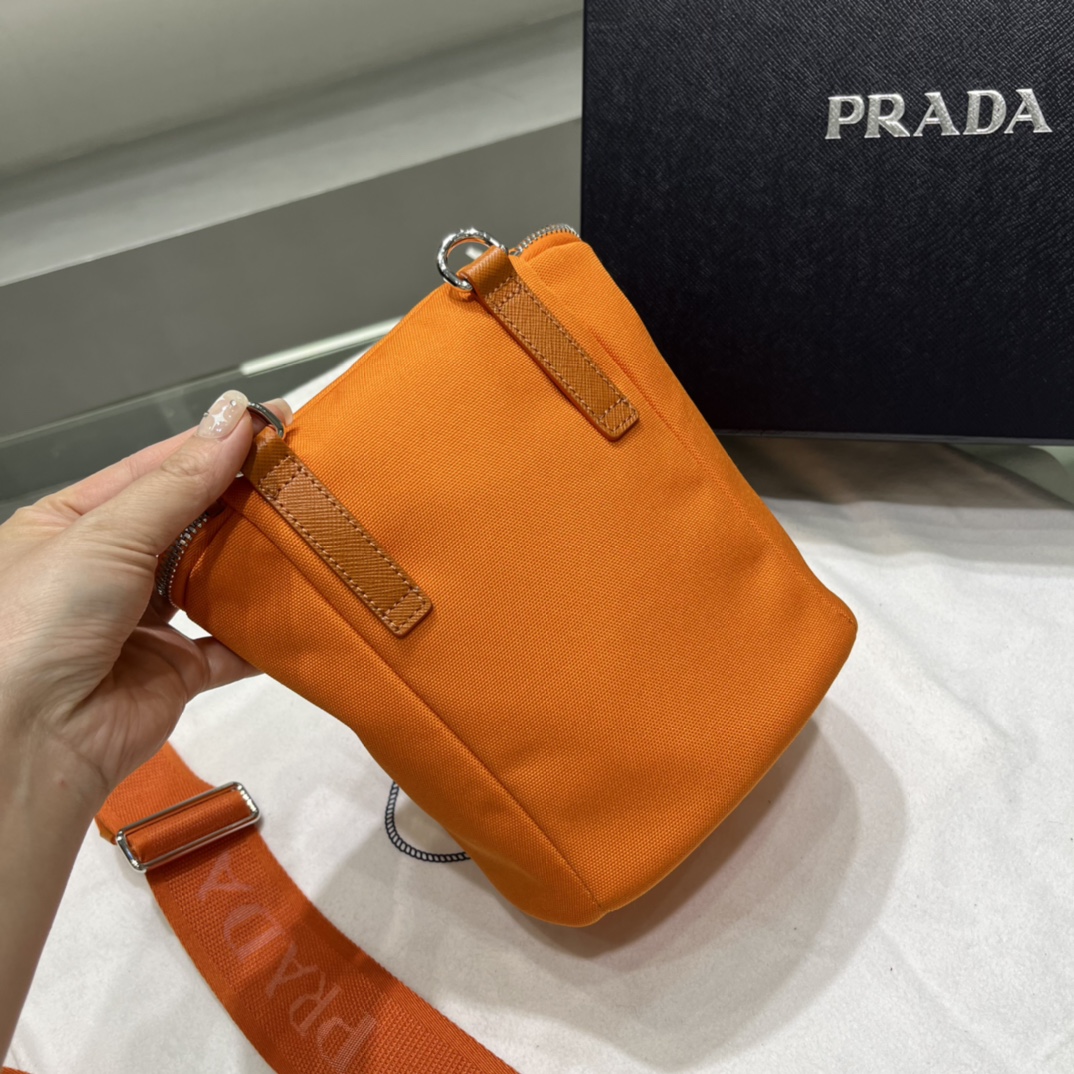 Prada Canvas Shoulder Bag(21-15-15cm)   2VH147 - EUR FASHION