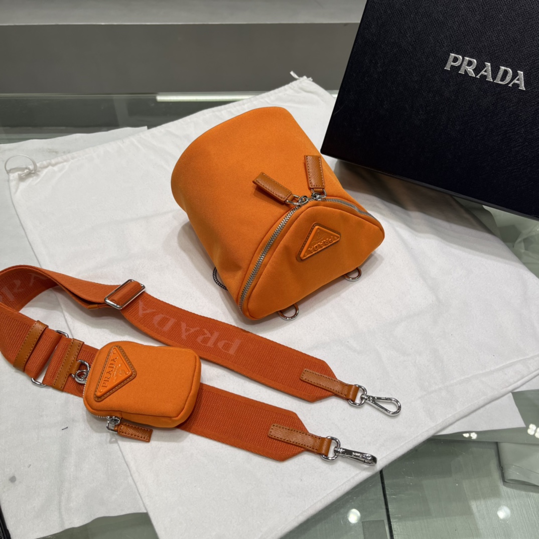 Prada Canvas Shoulder Bag(21-15-15cm)   2VH147 - EUR FASHION