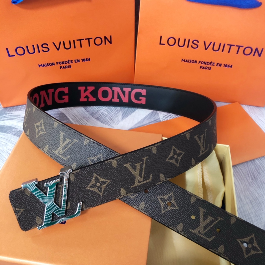 Louis Vuitton LV Pyramide Cities Exclusive 40MM Reversible Belt—Hong Kong - EUR FASHION