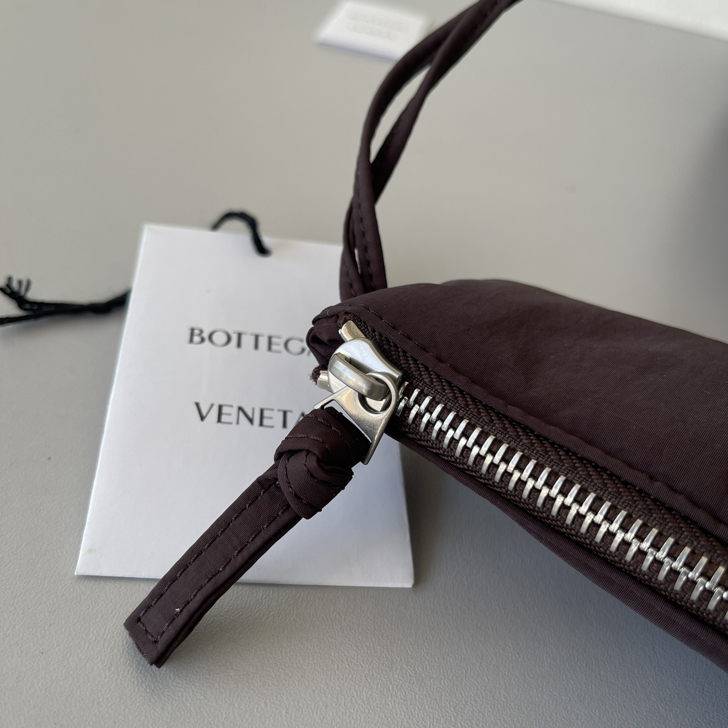 Bottega Veneta Padded Tech Cassette Padded Intreccio Nylon Cross-Body Bag(30-15-7.5cm) - EUR FASHION