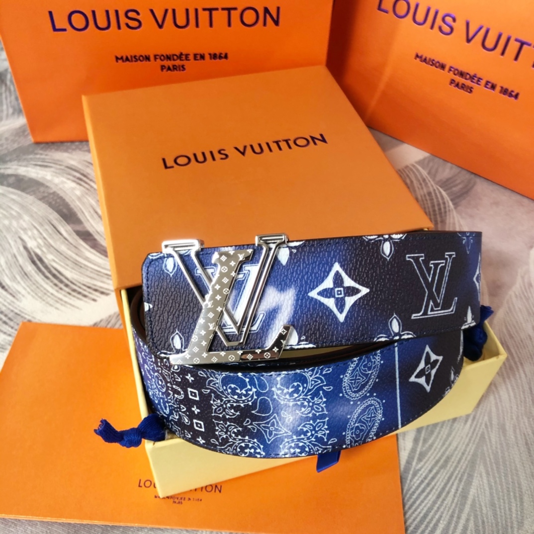 Louis Vuitton LV Initials Mng Bandana 40MM Reversible Belt   M0530T - EUR FASHION