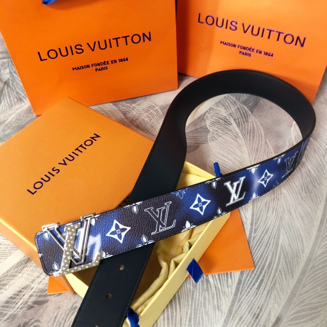 Louis Vuitton LV Initials Mng Bandana 40MM Reversible Belt   M0530T - EUR FASHION