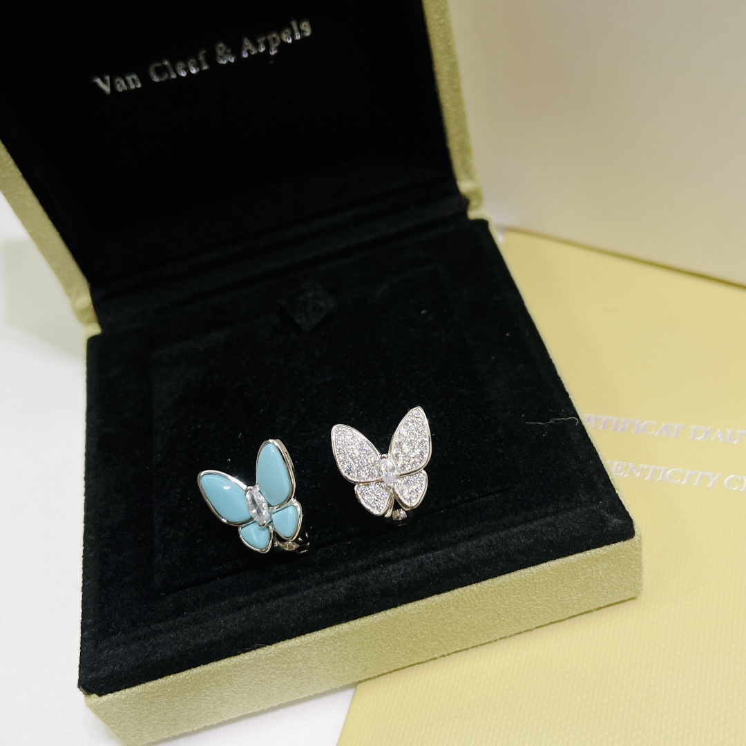 Van Cleef & Arpels Two Butterfly Earrings - EUR FASHION