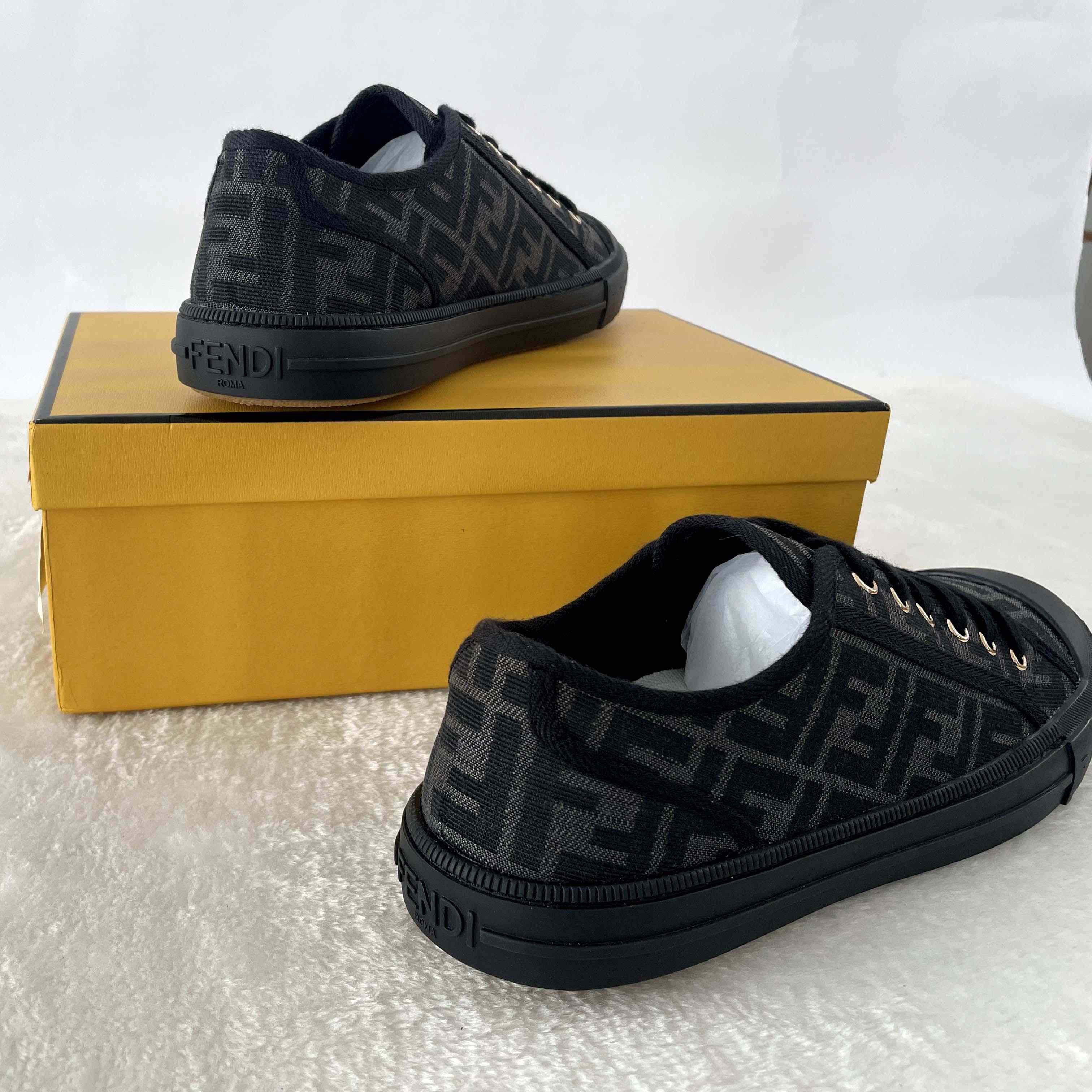 Fendi Domino Black Fabric Low-Tops Sneakers - EUR FASHION