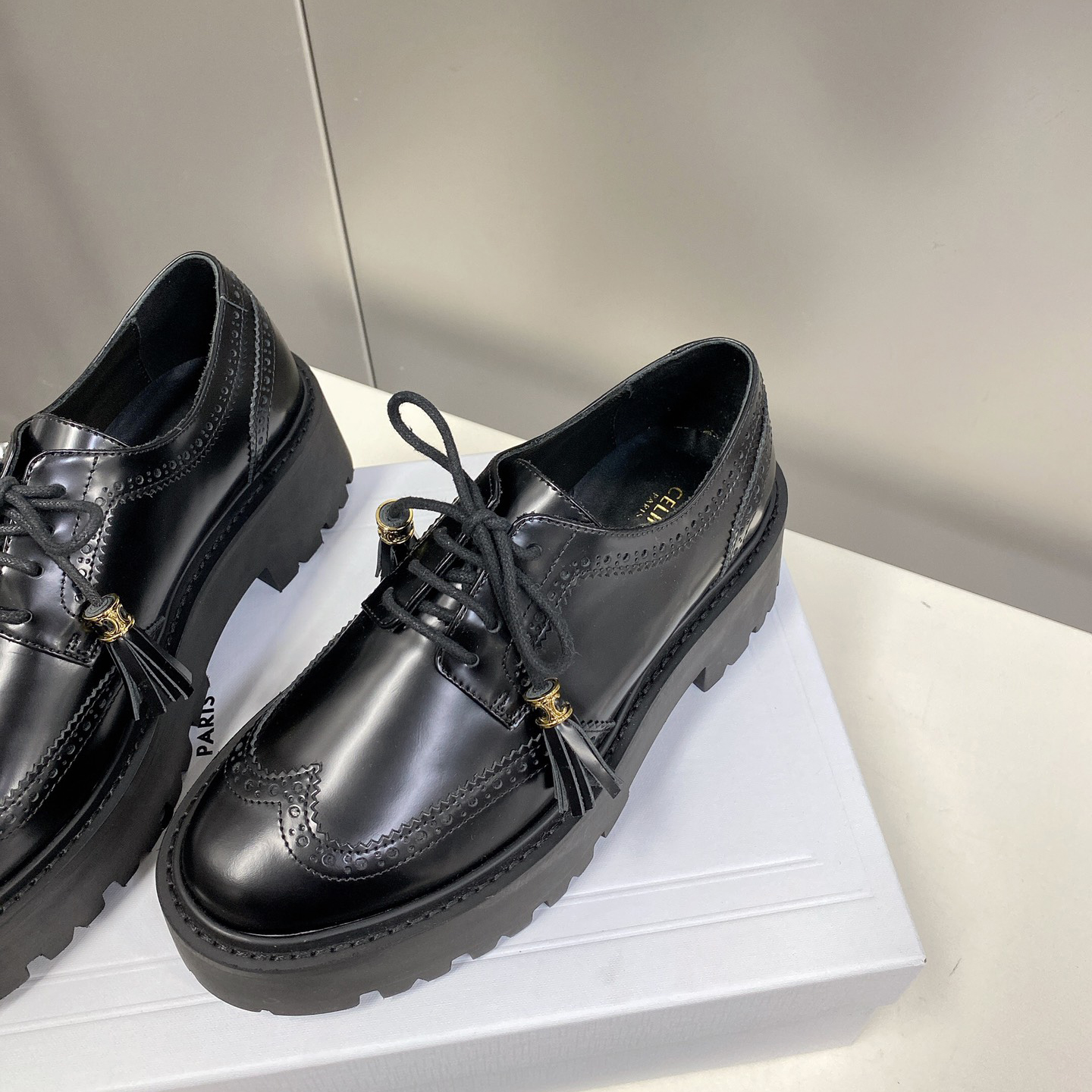 Celine Bulky Brogue Derby In Polished Bull - EUR FASHION