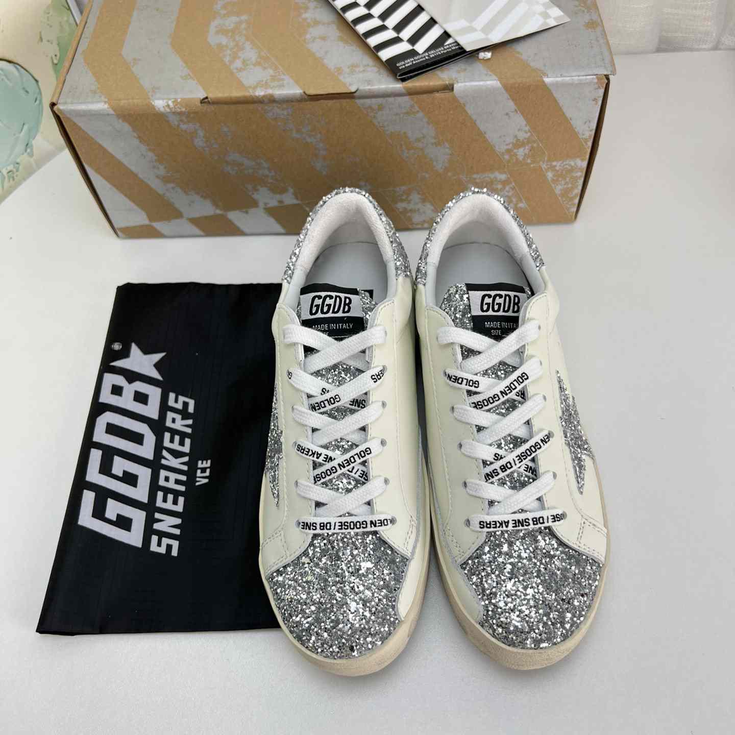 Golden Goose Super-Star Sneakers - EUR FASHION