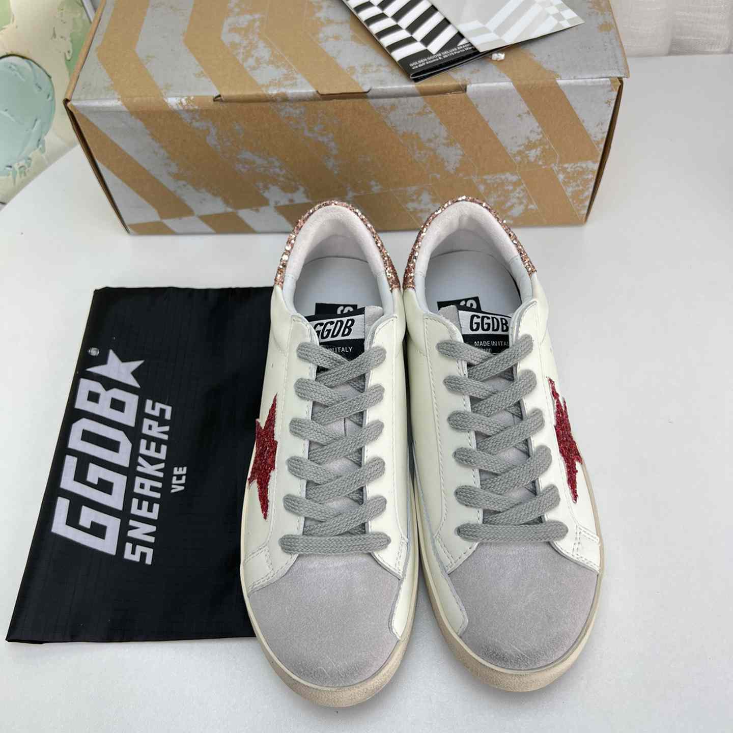 Golden Goose Super-Star Sneakers - EUR FASHION