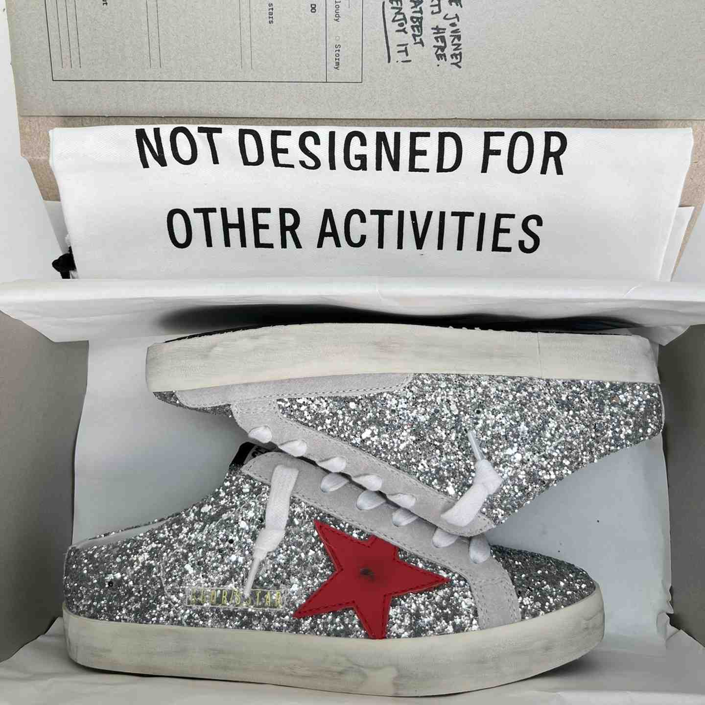 Golden Goose Super-Star Sabots In Silver Glitter With Red Leather Star - EUR FASHION