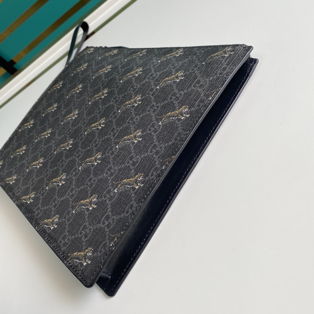 Gucci Black GG Pouch(28-22-3.5cm) - EUR FASHION