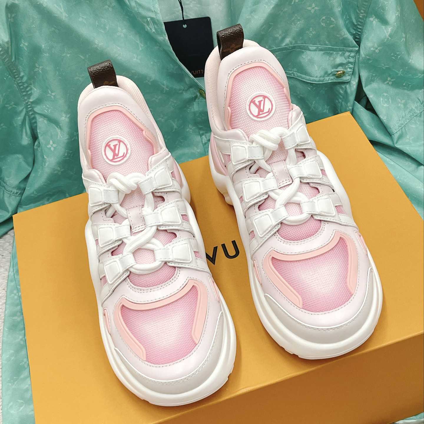 Louis Vuitton LV Archlight Sneaker      - EUR FASHION