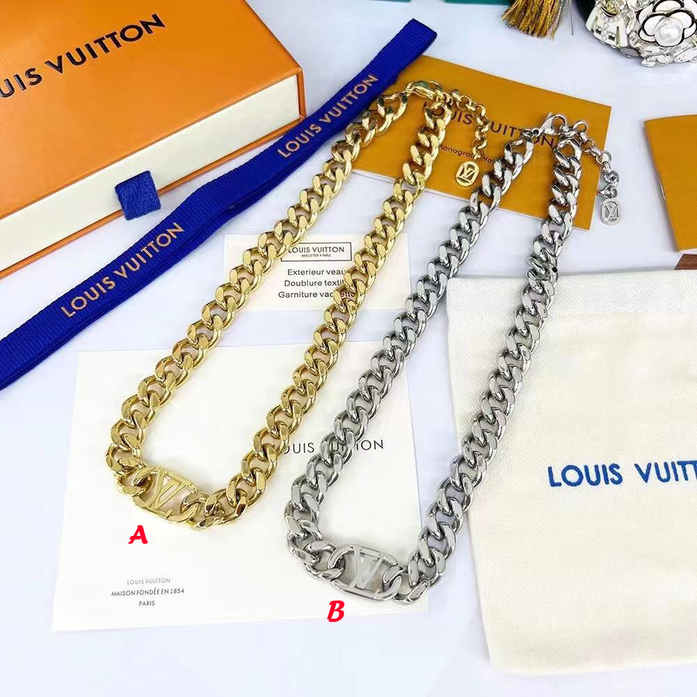 Louis Vuitton Chain Links Patches Necklace - EUR FASHION