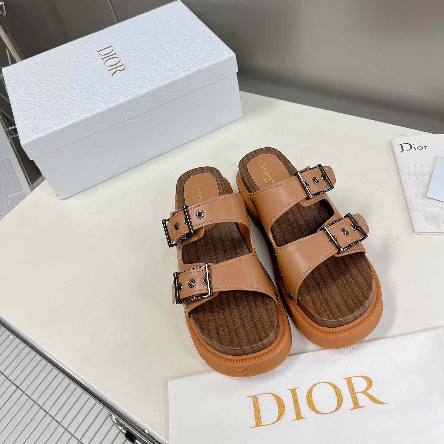 Dior Diorquake Strap Sandal - EUR FASHION