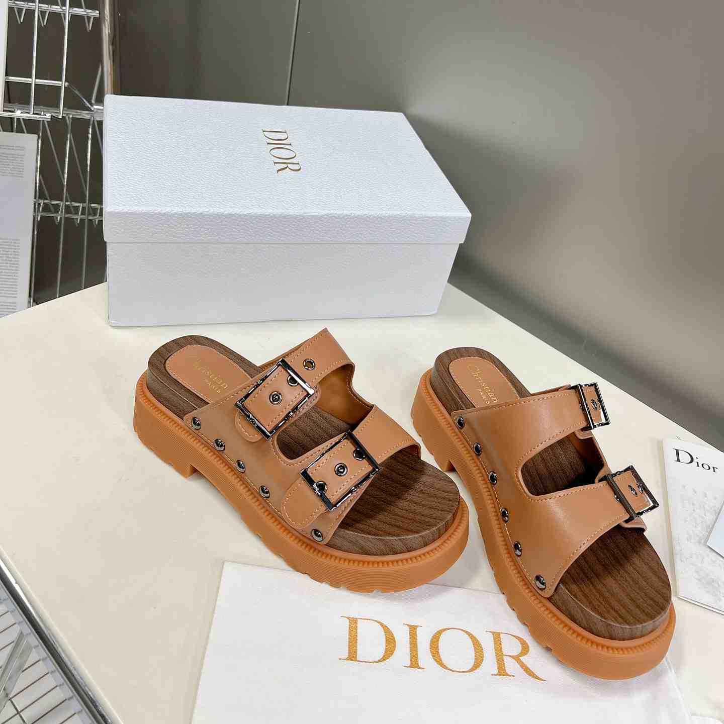 Dior Diorquake Strap Sandal - EUR FASHION