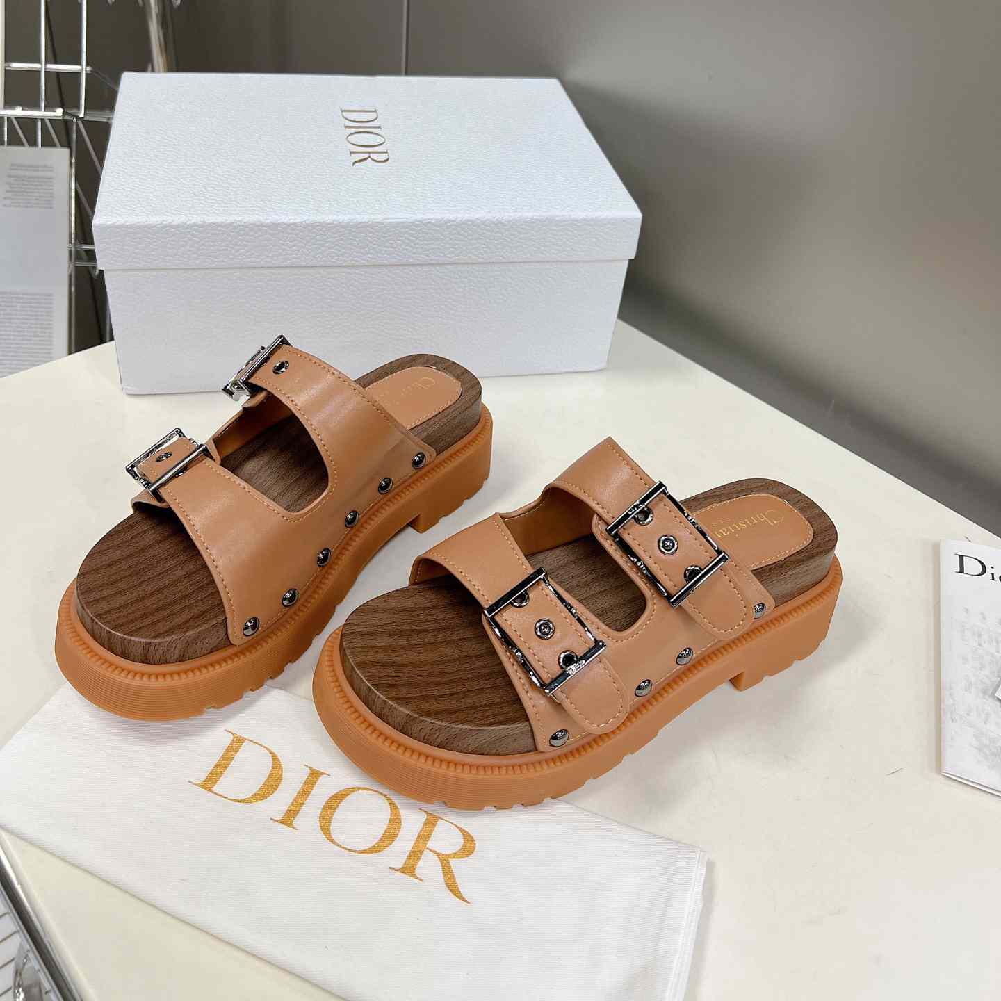 Dior Diorquake Strap Sandal - EUR FASHION