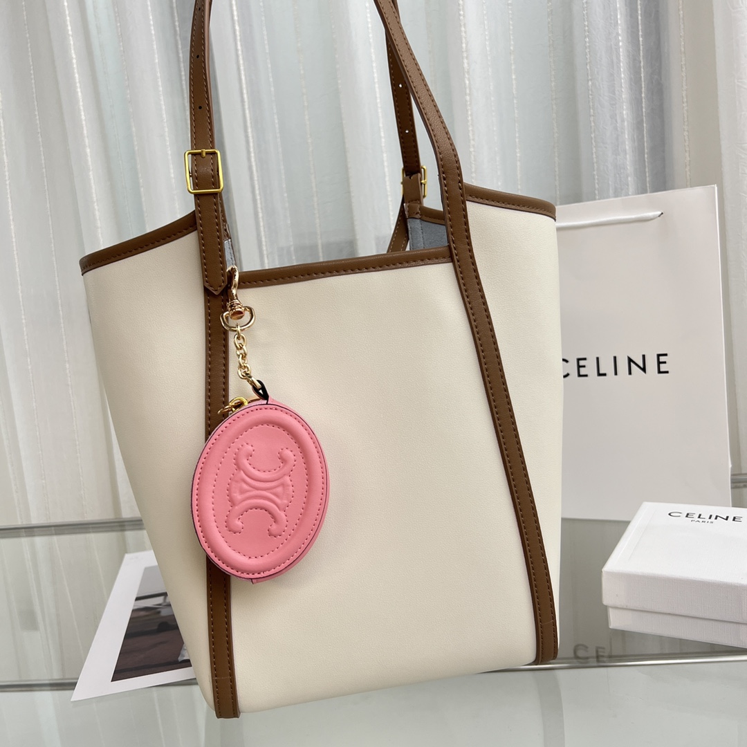 Celine Purse With Hook Cuir Triomphe In Smooth Calfskin  - EUR FASHION