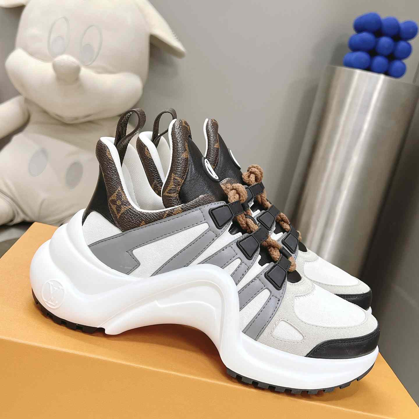 Louis Vuitton LV Archlight Sneaker       1AAOWZ    - EUR FASHION