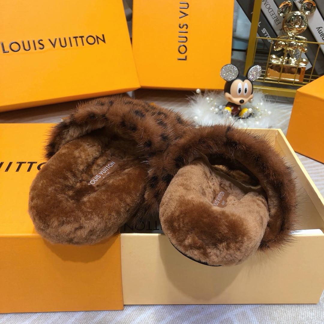 Louis Vuitton Mink Fur Bom Dia Slippers  - EUR FASHION