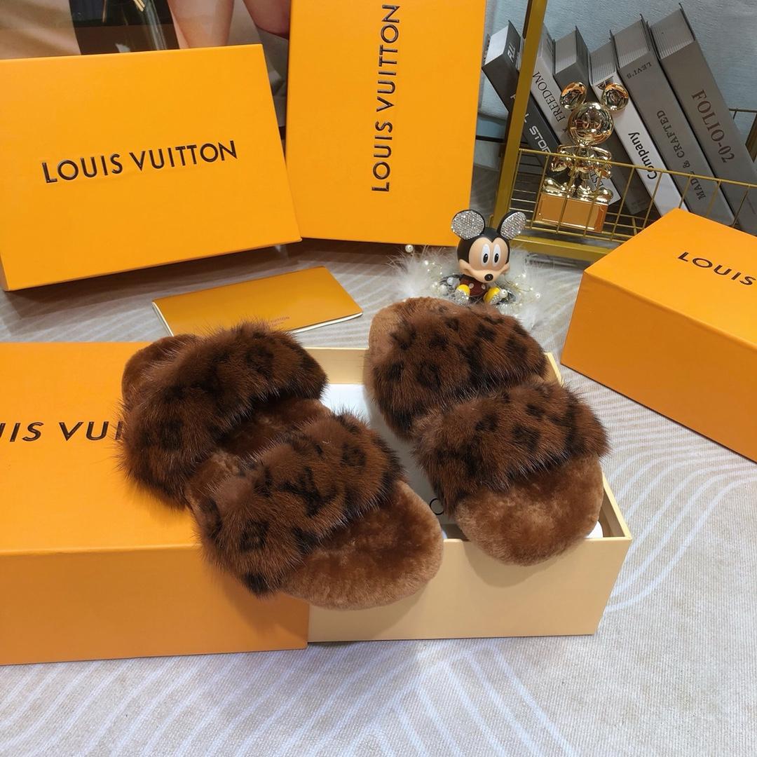 Louis Vuitton Mink Fur Bom Dia Slippers  - EUR FASHION