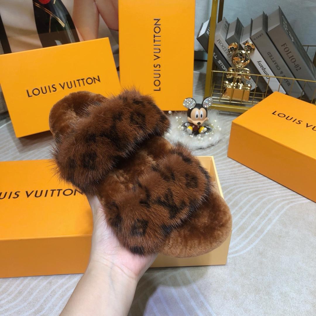 Louis Vuitton Mink Fur Bom Dia Slippers  - EUR FASHION