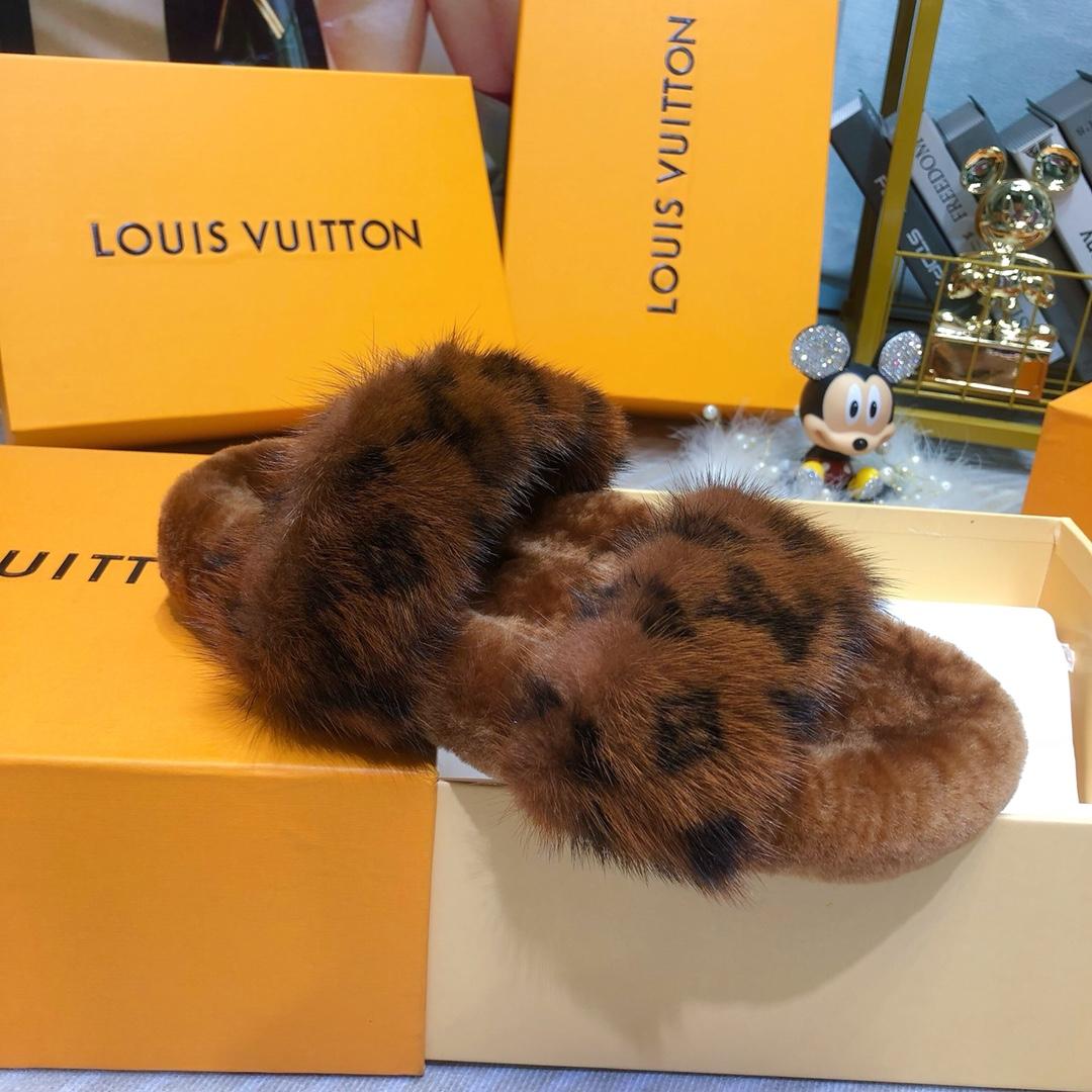 Louis Vuitton Mink Fur Bom Dia Slippers  - EUR FASHION