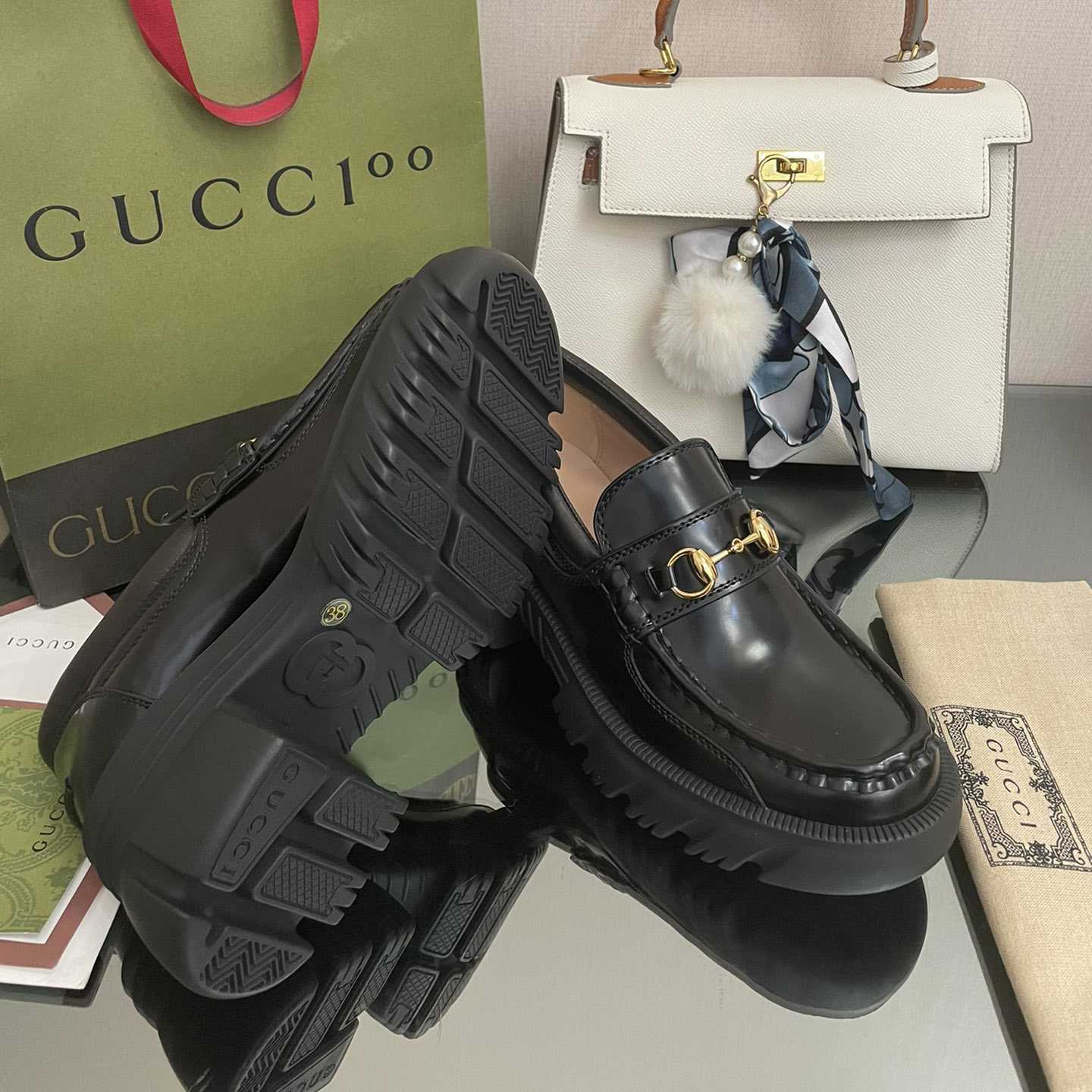 Gucci Women's Loafer With Horsebit - EUR FASHION