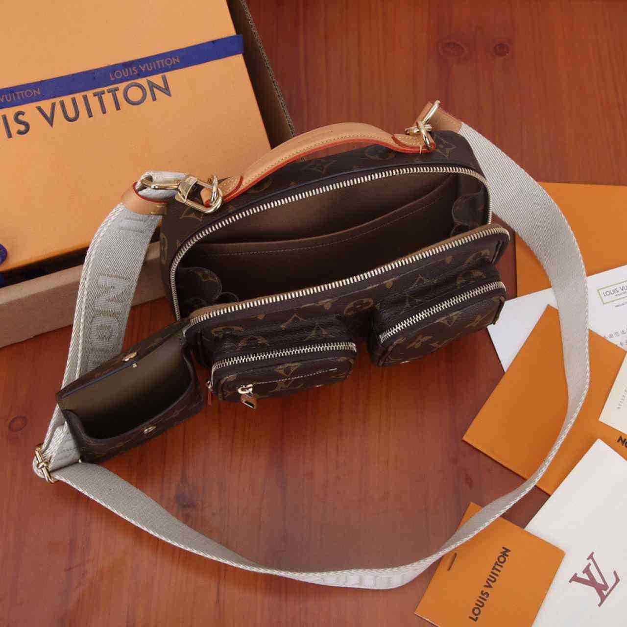 Louis Vuitton Utility Crossbody(18-11-10cm)   M80446 - EUR FASHION