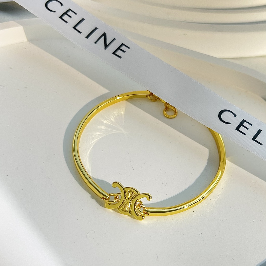 Celine Triomphe Articulated Bracelet In Brass With Gold Finish - EUR FASHION