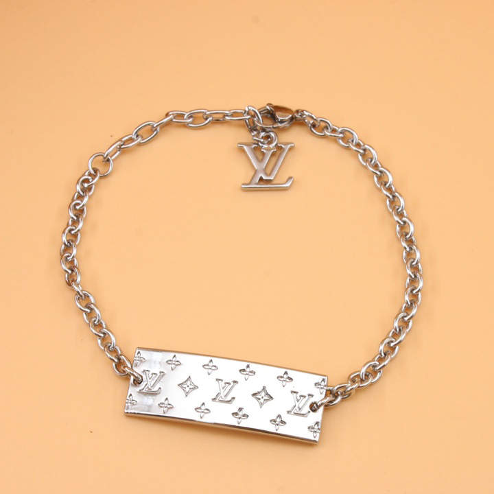 Louis Vuitton Monogram Bold Bracelet   M00681 - EUR FASHION