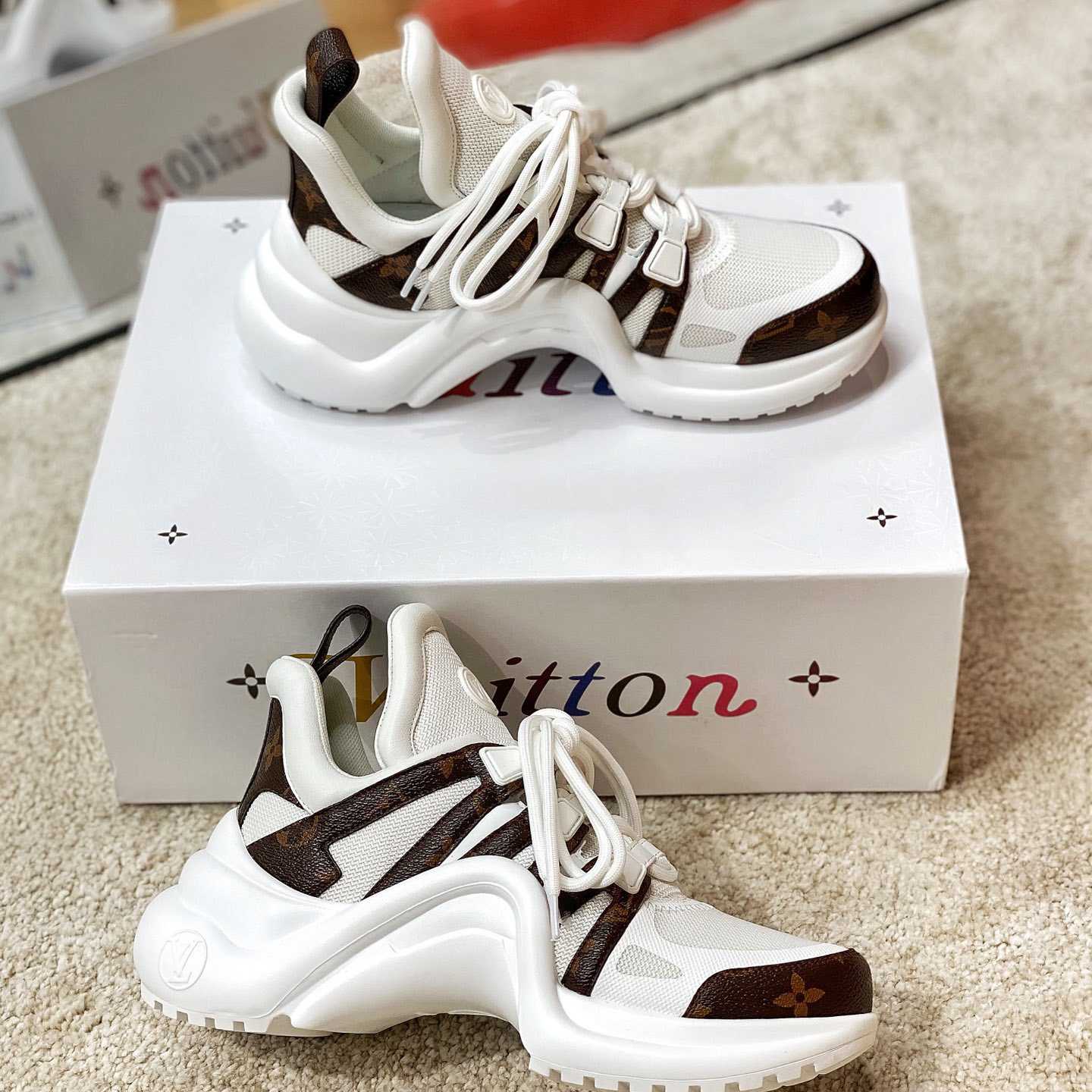 Louis Vuitton LV Archlight Sneaker      (upon uk size) - EUR FASHION