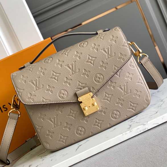 Louis Vuitton Pochette Métis Handbag (25-19-9cm)   M44881 - EUR FASHION