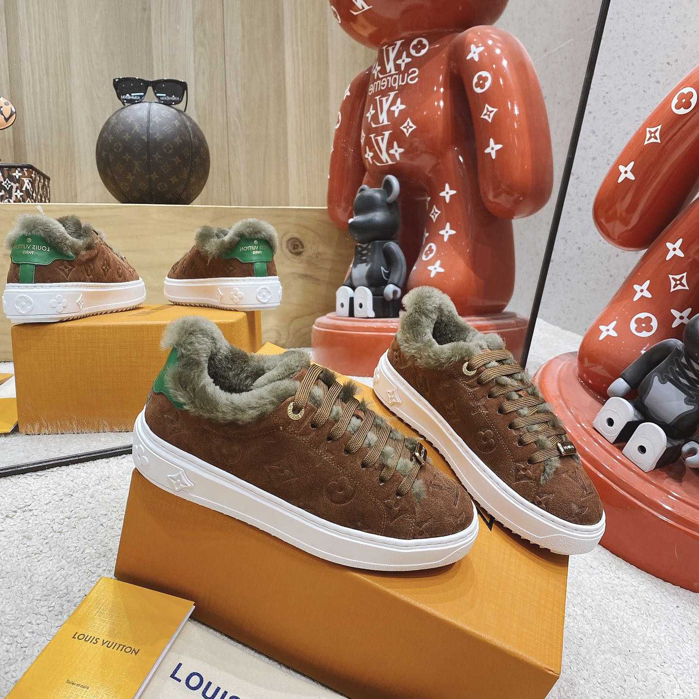 Louis Vuitton Time Out Sneakers - EUR FASHION