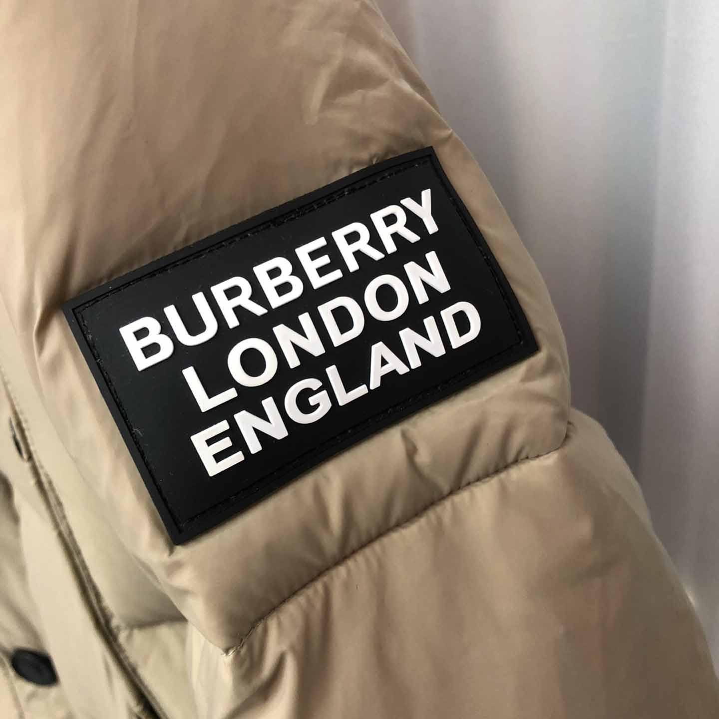 Burberry Logo Appliqué Nylon Puffer Coat - EUR FASHION