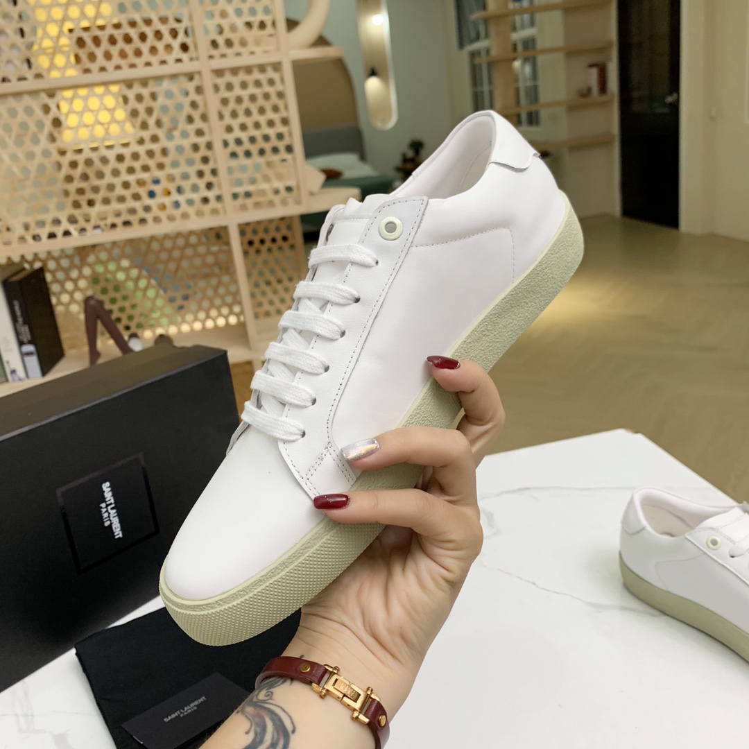 Saint Laurent Andie Low-Top Sneakers - EUR FASHION