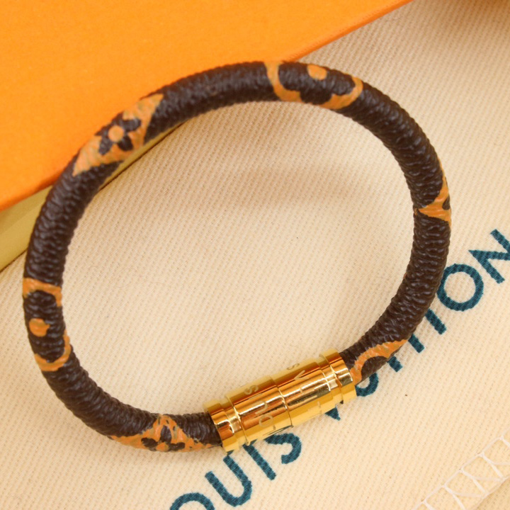 Louis Vuitton LV Confidential Bracelet - EUR FASHION