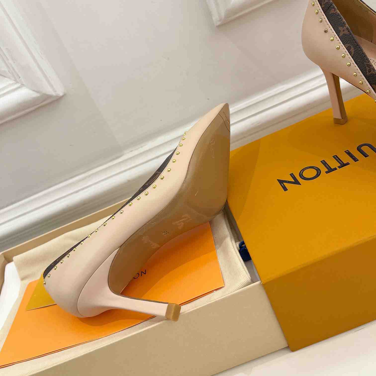 Louis Vuitton Signature Pump - EUR FASHION