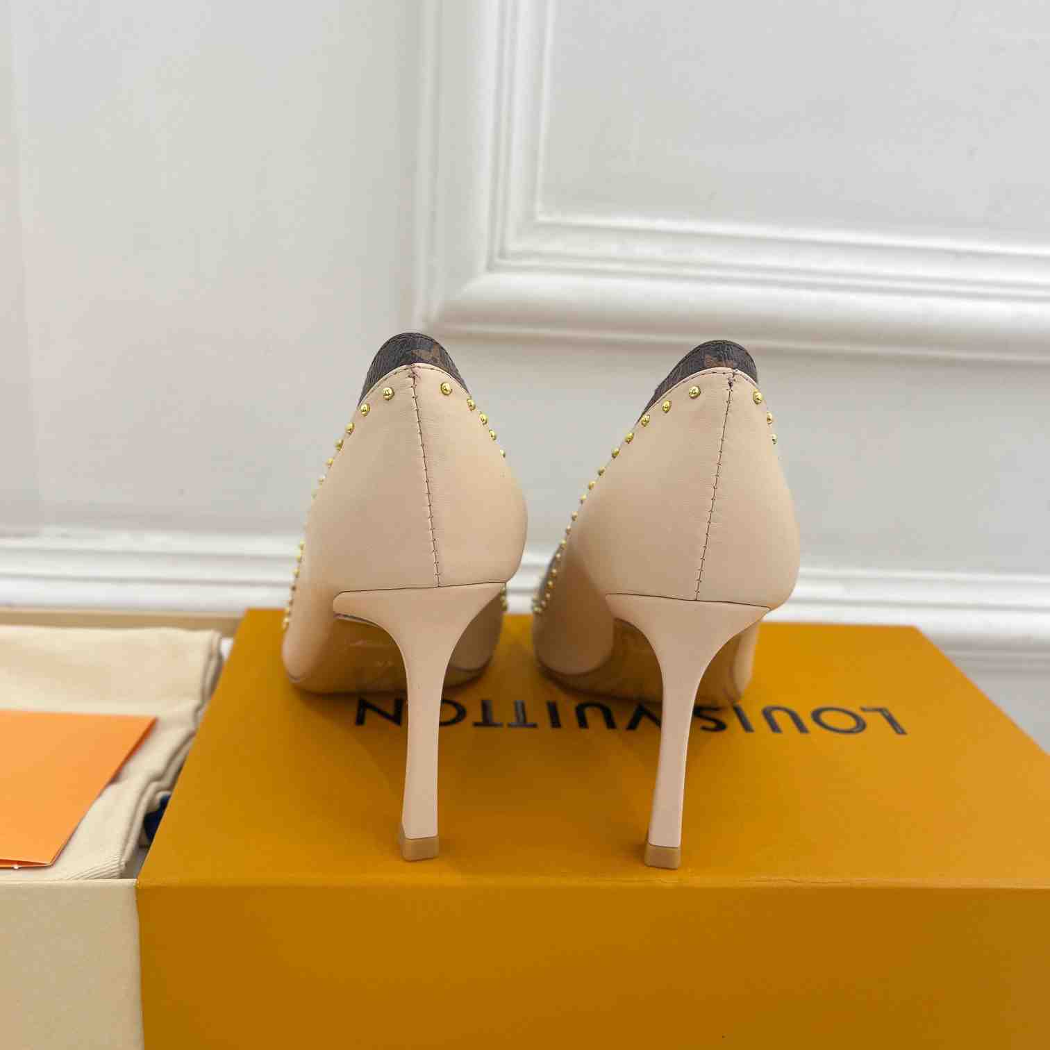 Louis Vuitton Signature Pump - EUR FASHION