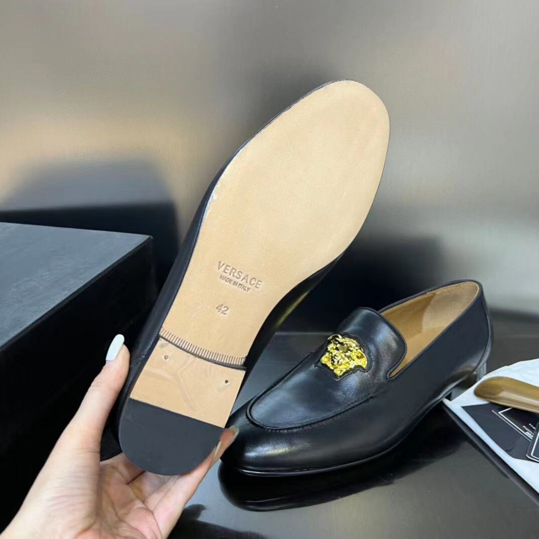 Versace Medusa Loafers - EUR FASHION