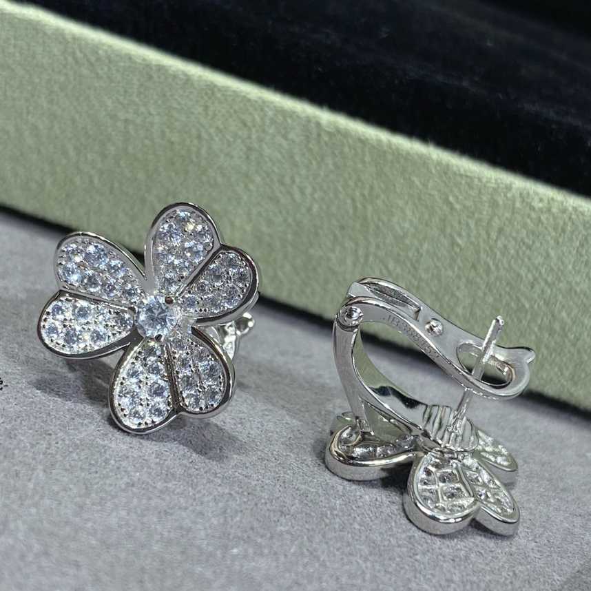 Van Cleef & Arpels Earrings - EUR FASHION