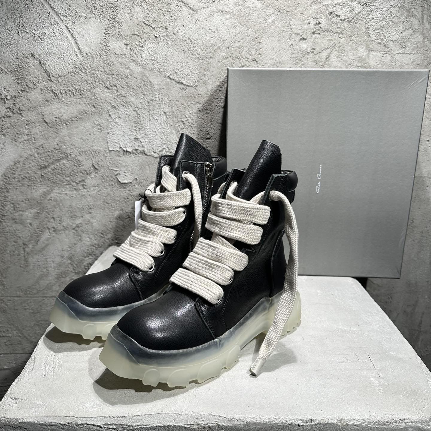 Rick Owens Beatle Lace Up Boots In Black - EUR FASHION