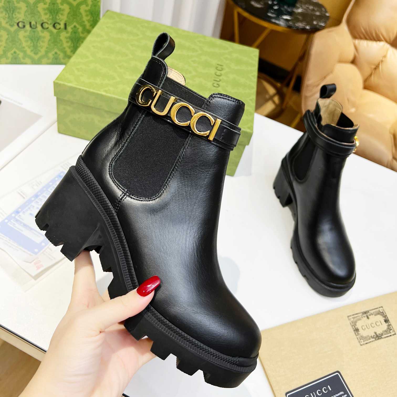 Gucci Women's Ankle Boot With Logo - EUR FASHION