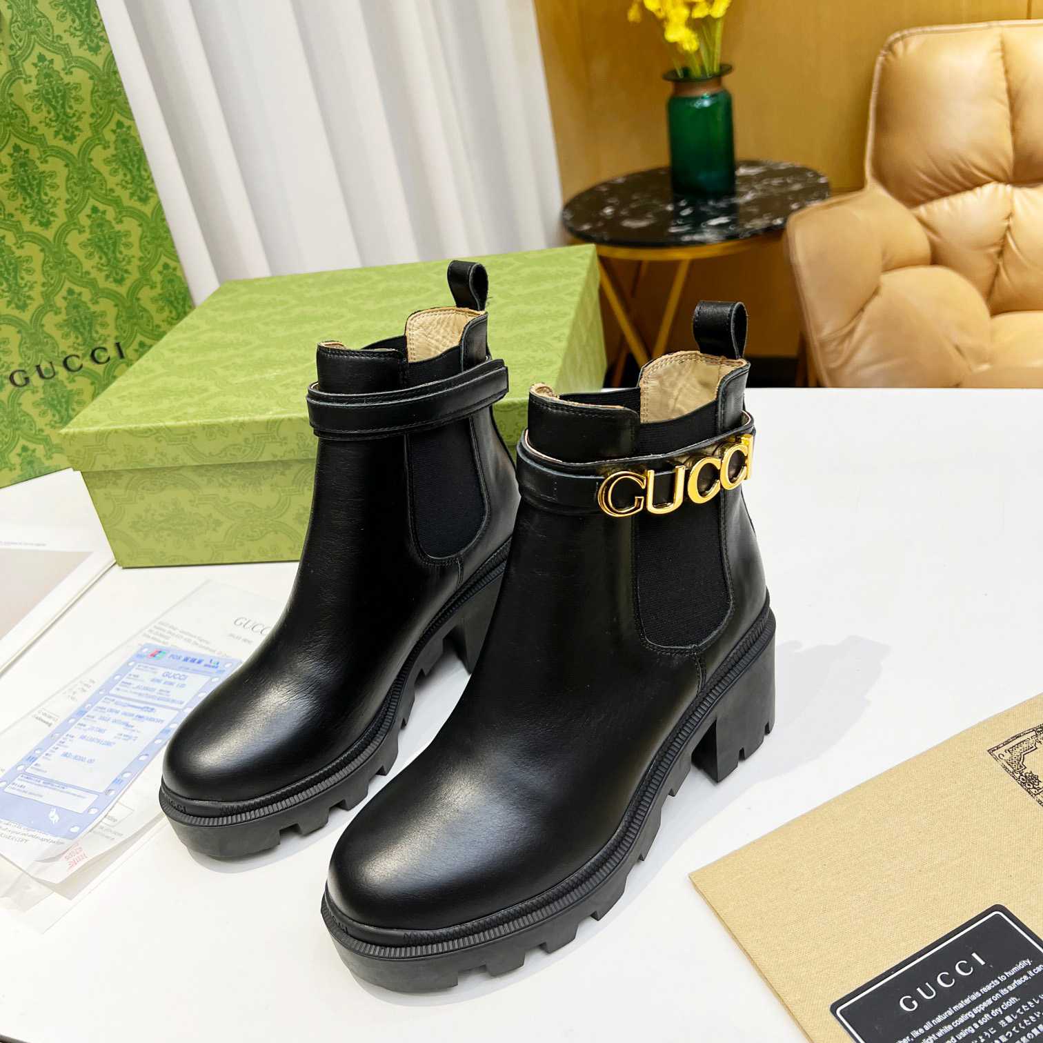 Gucci Women's Ankle Boot With Logo - EUR FASHION