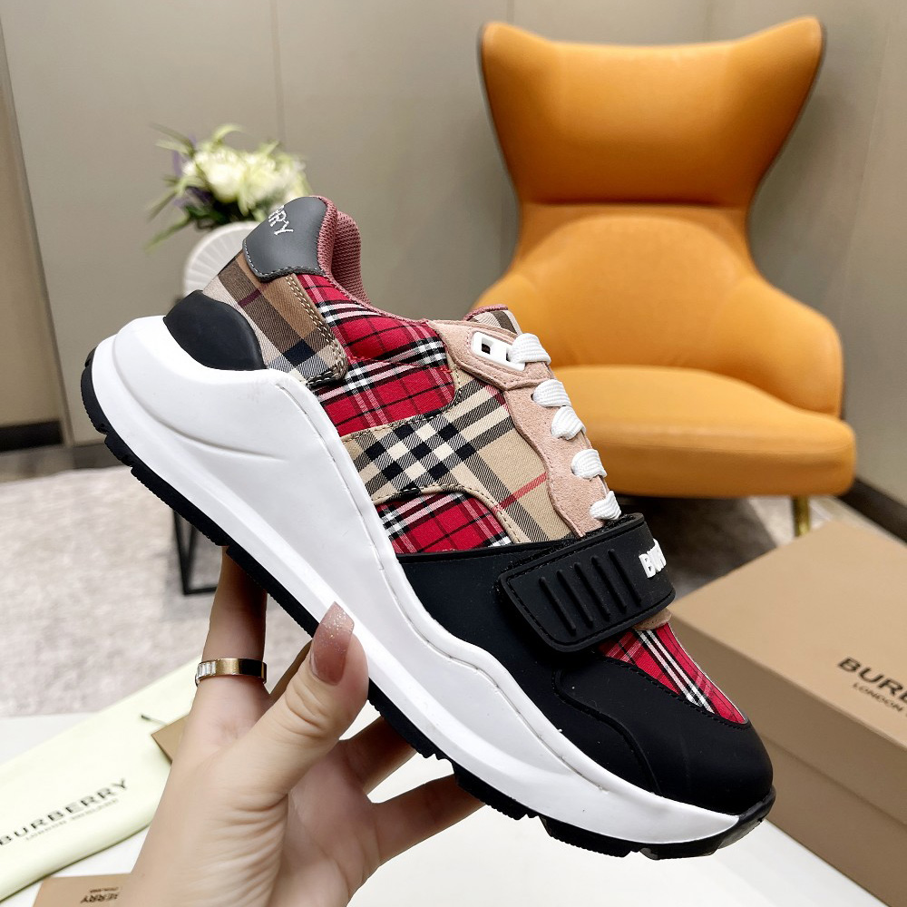 Burberry Vintage Contrast Check And Leather Sneakers - EUR FASHION