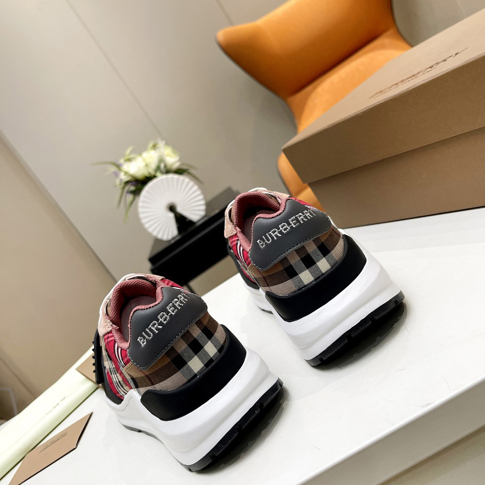 Burberry Vintage Contrast Check And Leather Sneakers - EUR FASHION