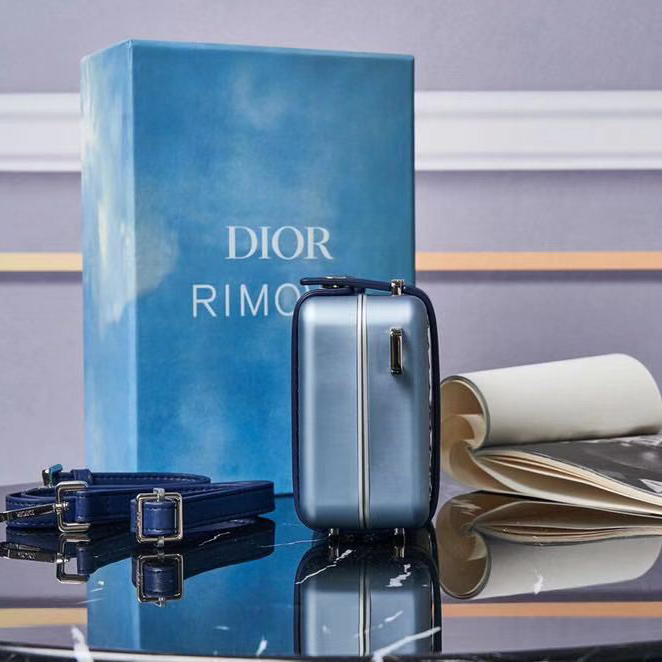 Dior And Rimowa Personal Pouch - EUR FASHION