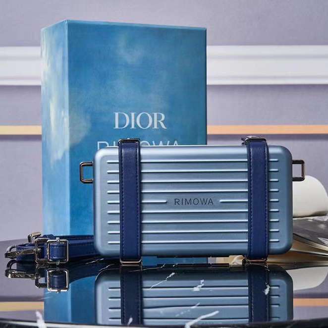 Dior And Rimowa Personal Pouch - EUR FASHION